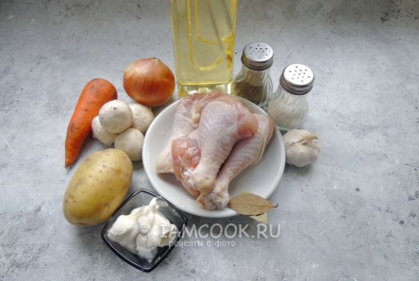 Картошка с грибами и курицей в сметане