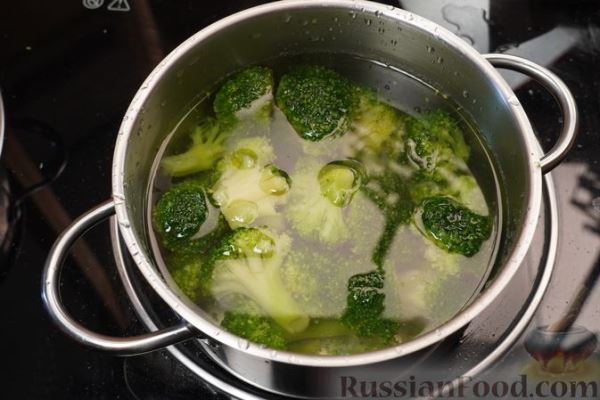 Крем-суп из брокколи с фетой