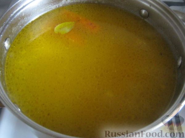 Куриный суп с перловкой и цветной капустой