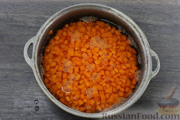 Морковное варенье с изюмом, имбирём и эстрагоном