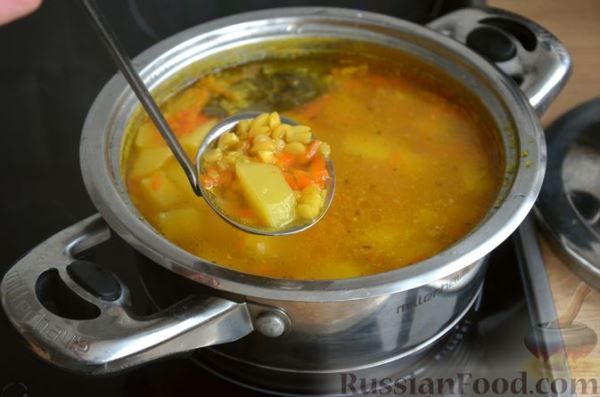 Гороховый суп с имбирём и пряностями